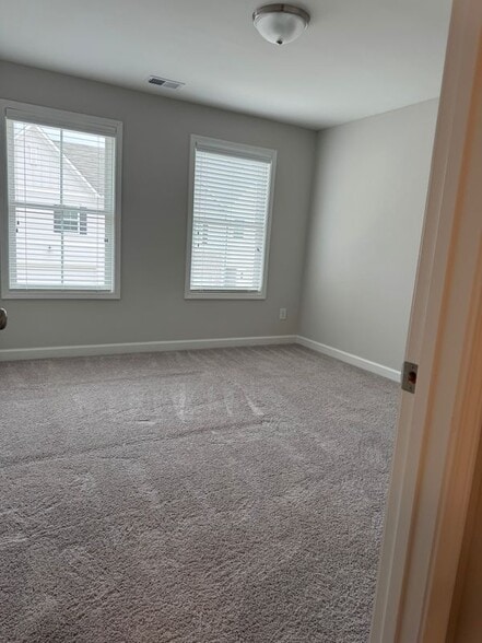 Building Photo - 1919 Allagash Ln