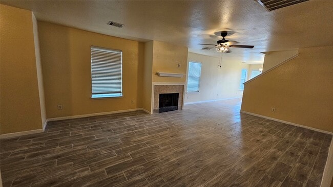 Building Photo - 22135 Greengate Dr
