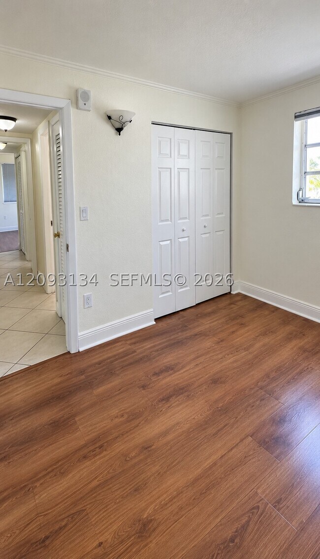 Building Photo - 13900 Lake Placid Ct