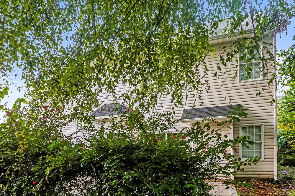 Building Photo - 137 Chere Helen Dr