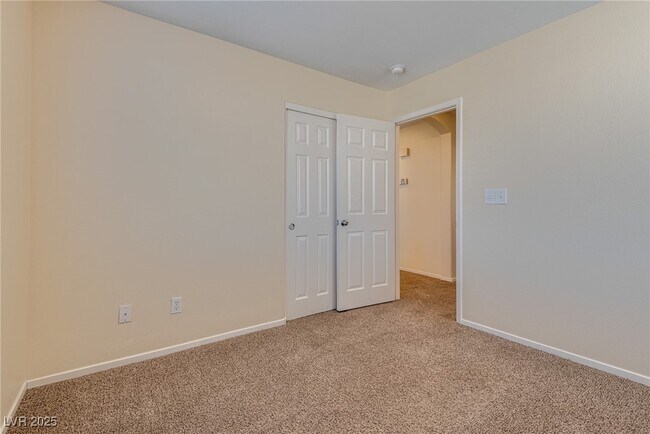 Building Photo - 8079 Duneville St