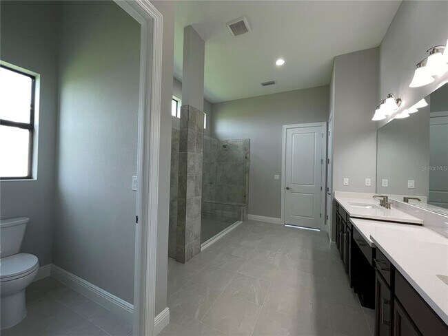 Building Photo - 4525 Mondrian Ct