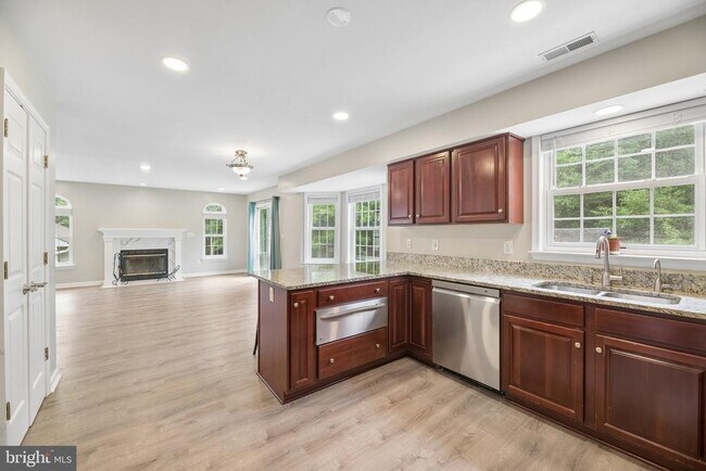 Building Photo - 713 Mimosa Cove Rd