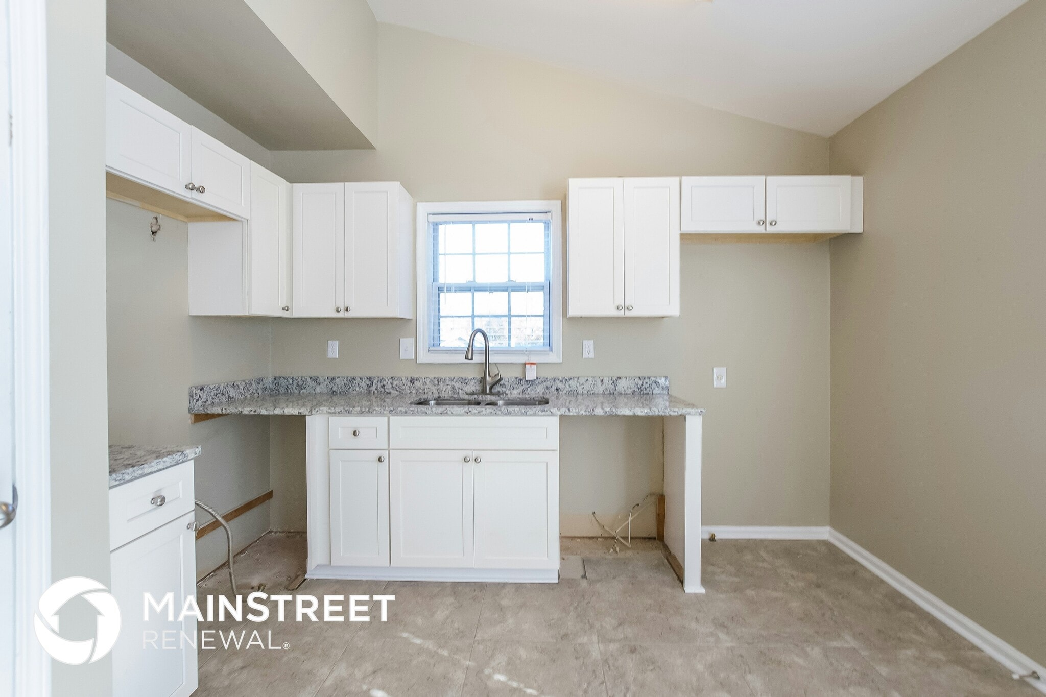 Building Photo - 7845 Cambridge Dr