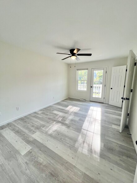 Primary Bedroom (Upper/Front) - 272 Fleming Rd