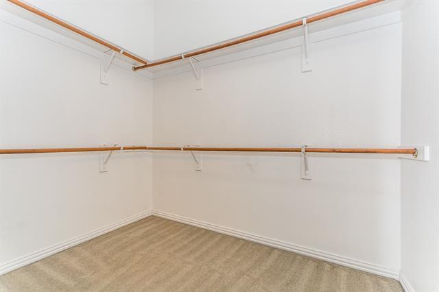 Building Photo - 10804 Briar Brook Ln