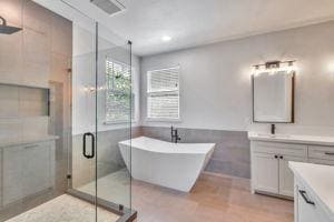 Building Photo - 7531 Edinburgh Way