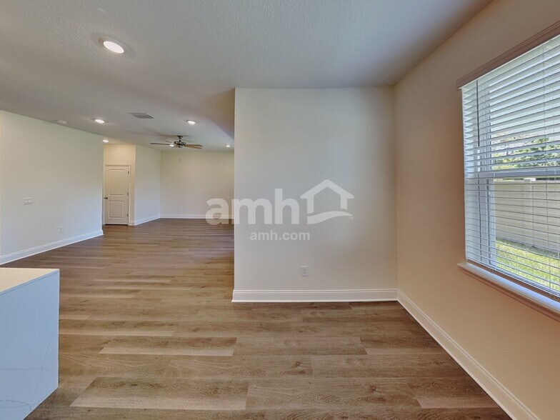 Building Photo - 980 Grafton Ridge Dr