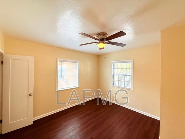 Building Photo - 4080-4084 Leimert Blvd