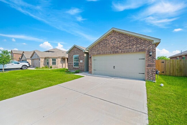 Building Photo - 569 Amberwood Pk Dr