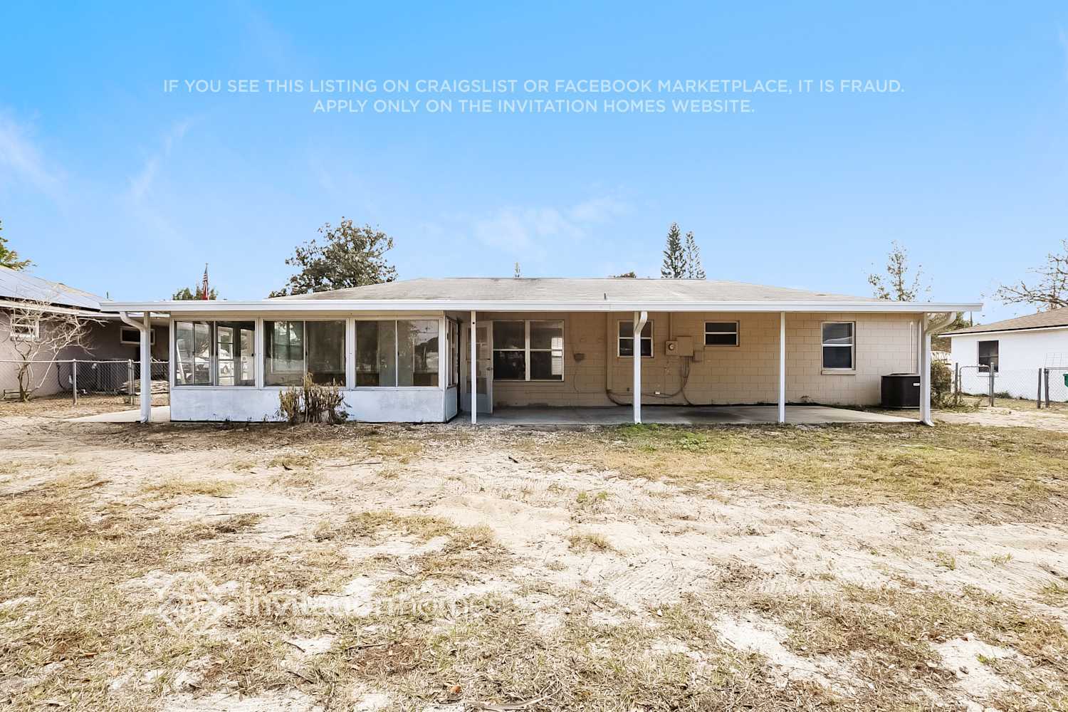 Building Photo - 411 W Charlotte Ave