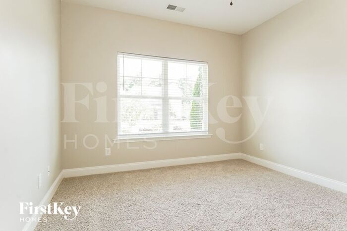 Building Photo - 4494 Old Cahaba Pkwy