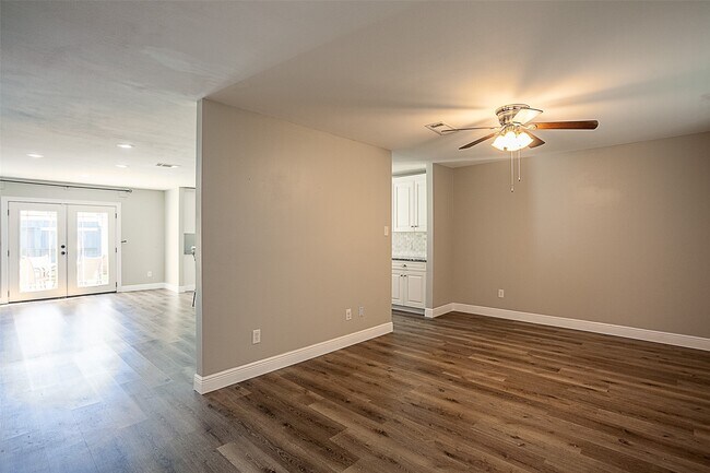 Building Photo - 1171 Park Meadow Dr