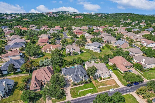 Building Photo - 206 Varco Dr
