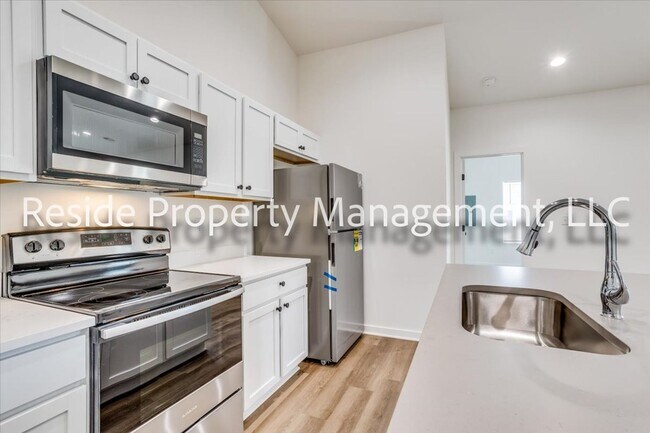 Building Photo - 2112 N Melody Ct