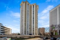 Building Photo - 205 E Joppa Rd