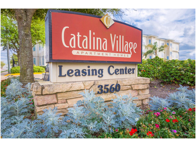 Building Photo - Catalina Village