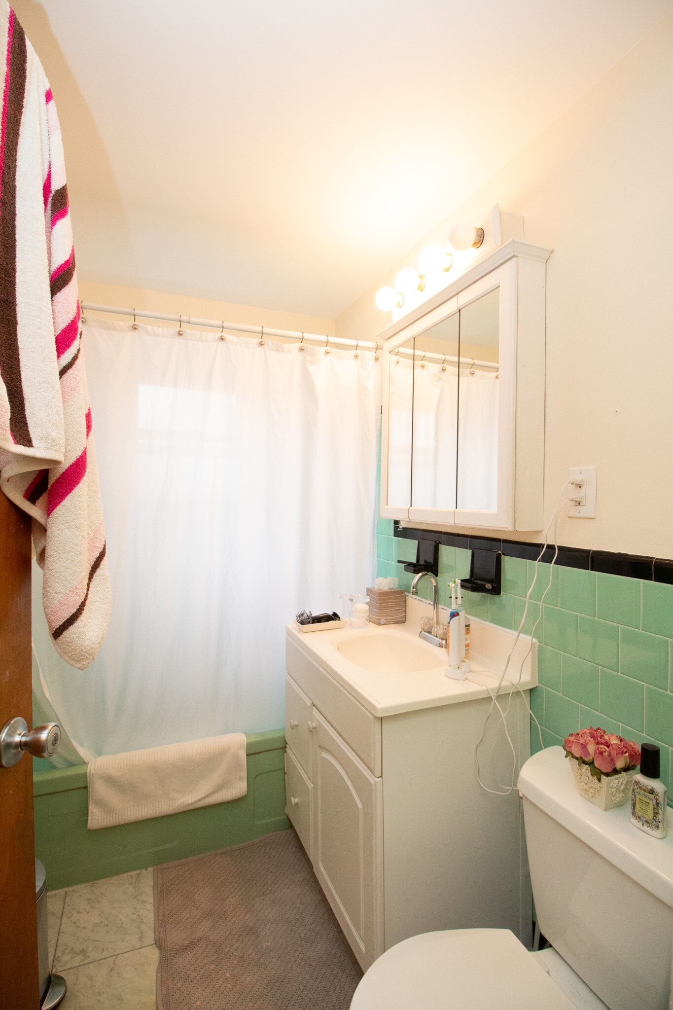 Building Photo - 79 Chestnut St