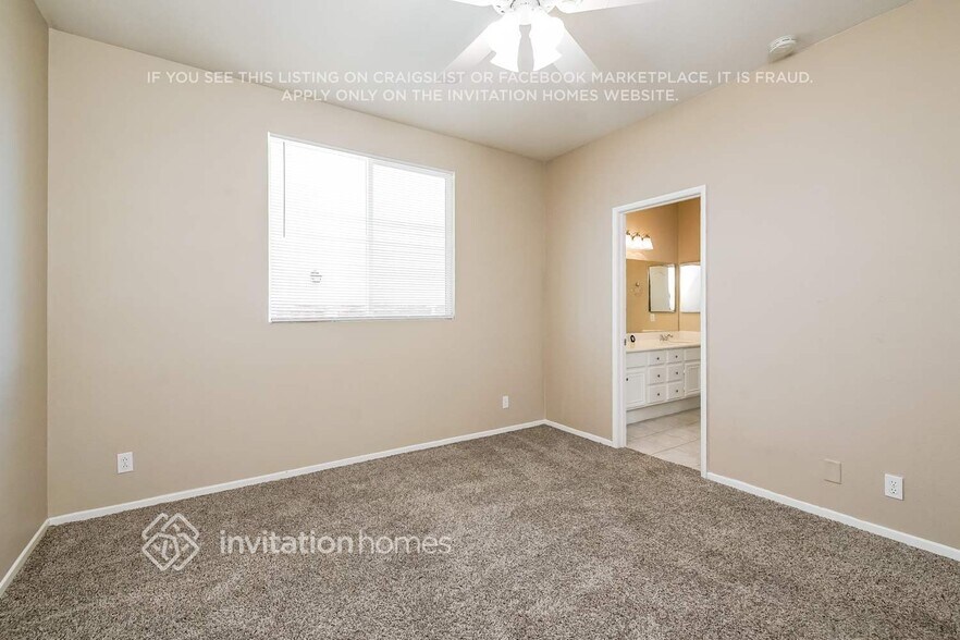 Building Photo - 31864 Feather Creek Dr