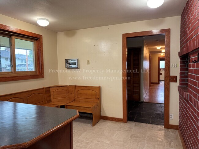 Building Photo - 3420 Prill Rd