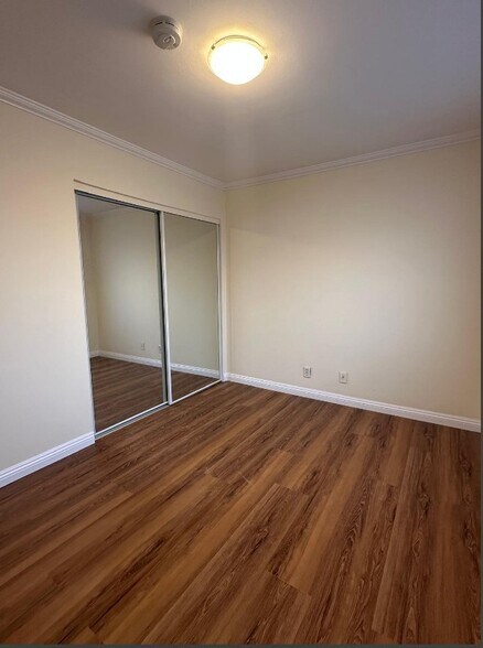 Building Photo - 8939 Mango Ave