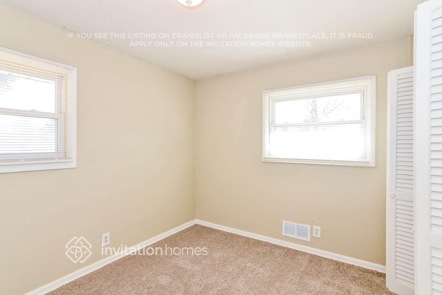 Building Photo - 2110 2nd St S