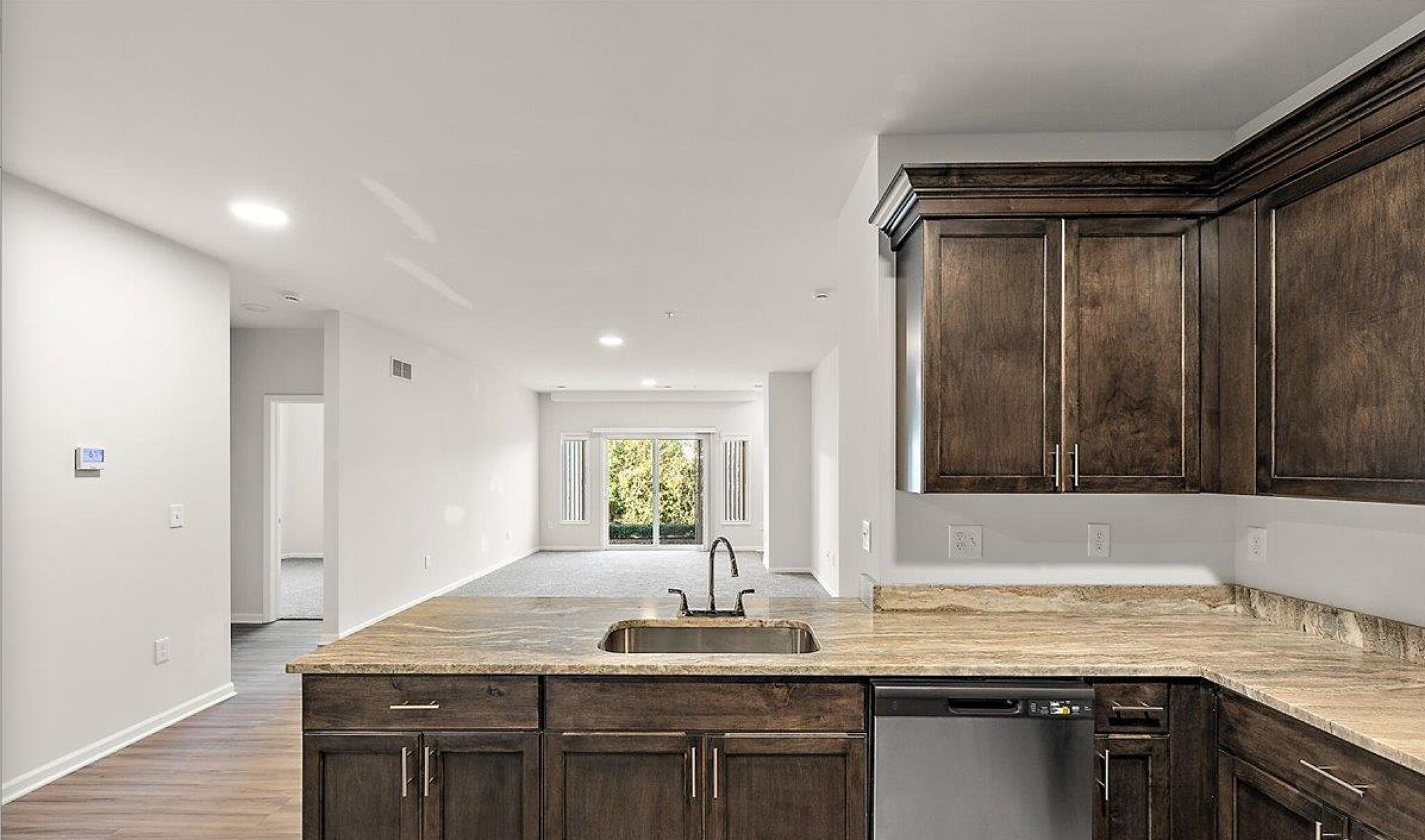 Building Photo - 8280 Heywood Cir