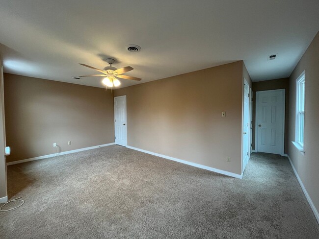 Building Photo - Gorgeous Home Rental - Milbranch Court