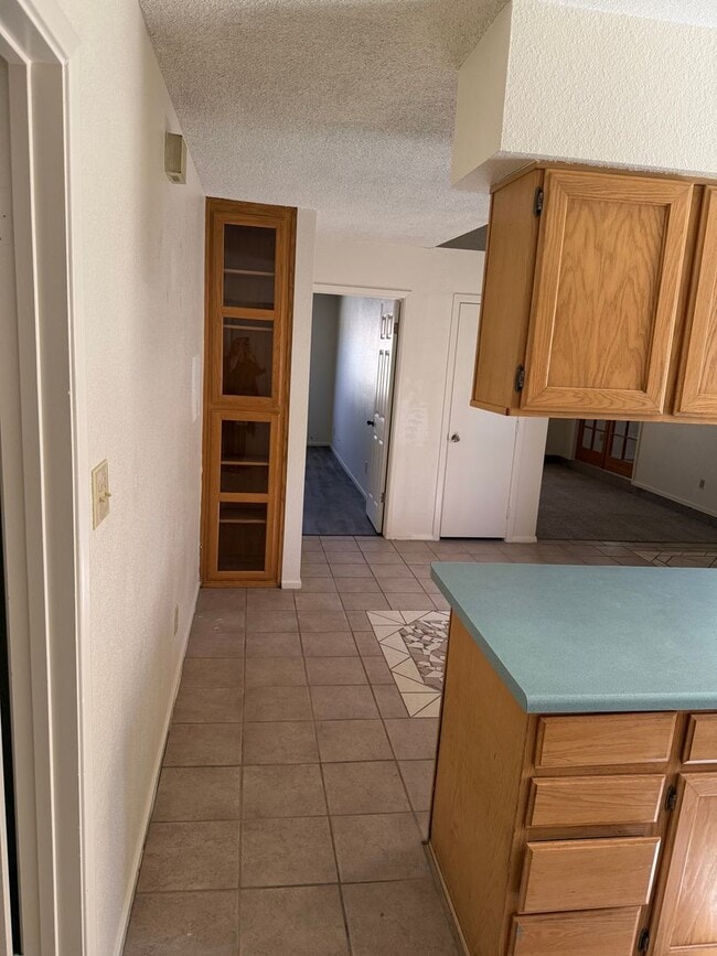 Building Photo - Sunset Mesa Townhouse for Rent
