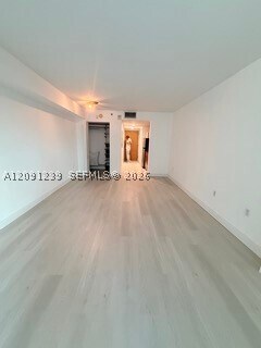 Building Photo - 1200 Brickell Bay Dr