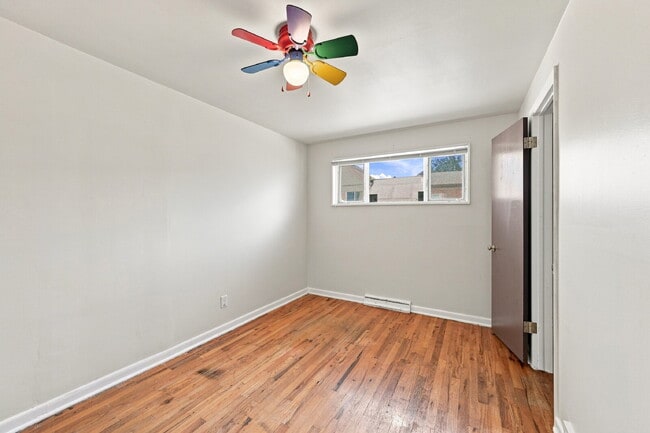 Building Photo - $1,495.95 - 2 Bed, 1 Bath Newly Renovated Duplex Unit!