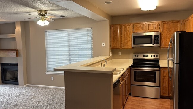 Building Photo - 3624 Iguana Dr
