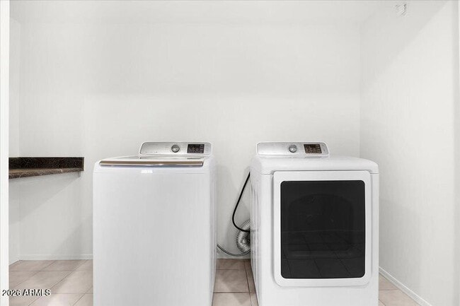 Building Photo - 3150 E Beardsley Rd