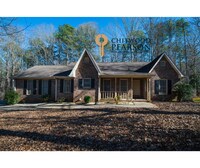 Building Photo - Move-In Ready Brick Ranch on Wooded Acre in Hampton Woods!