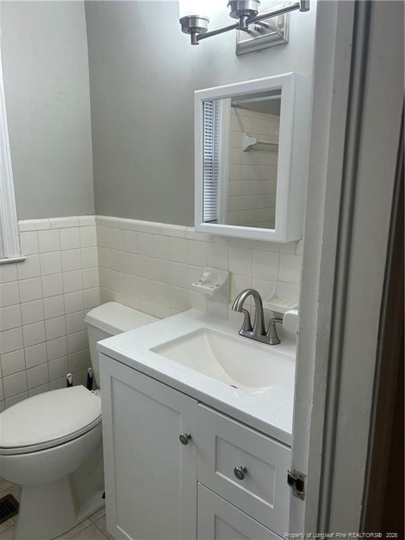 Building Photo - 1700 Cedar Creek Rd