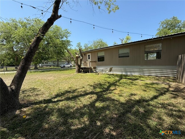 Building Photo - 786 Potthast Dr