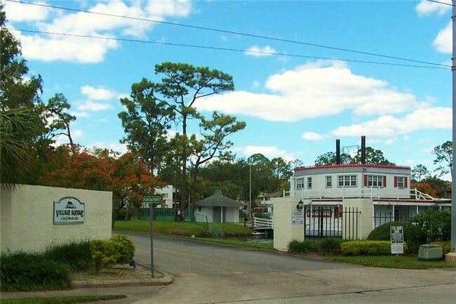 Building Photo - **MOVE IN SPECIAL $500 Off the first months rent** COZY 2 Bedroom/1.5 Bathroom 2nd Floor Condo!!