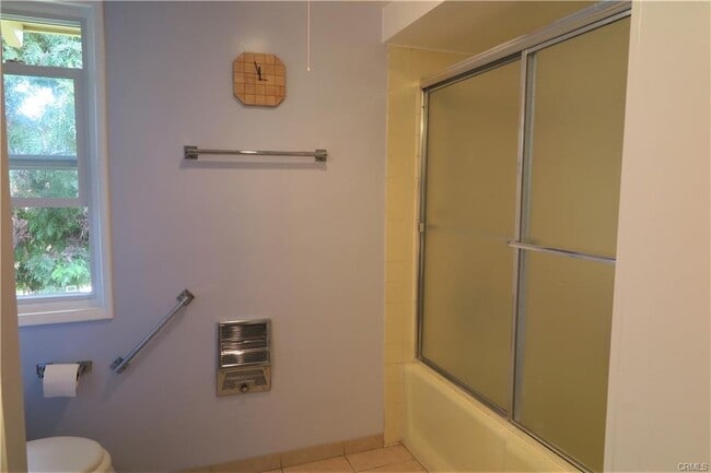 Building Photo - 119 Via Estrada