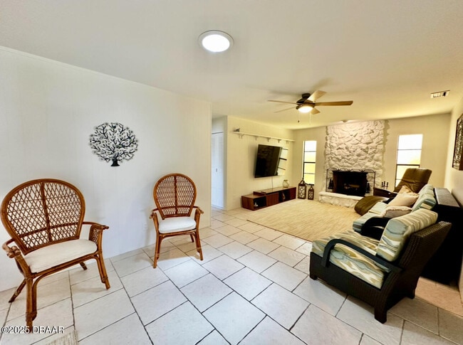 Building Photo - 80 Cindy Ln