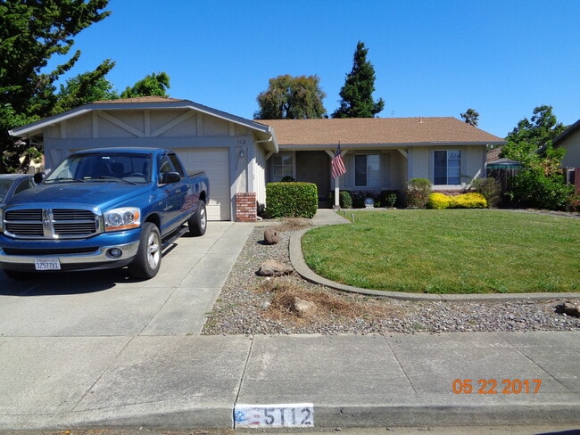 Building Photo - 5112 Hallmark Ct