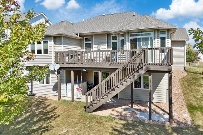 Building Photo - 14978 Buena Vista Dr