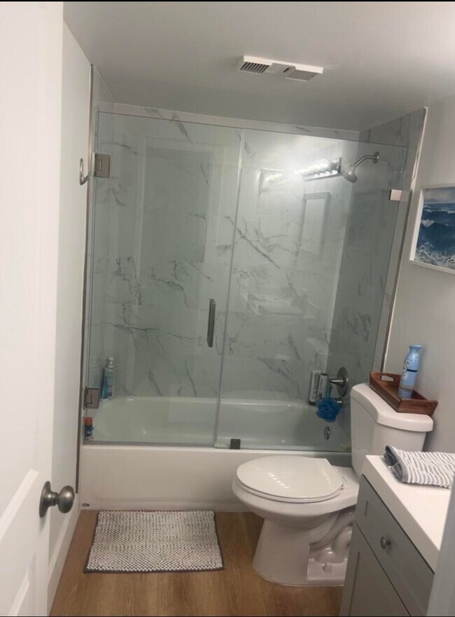 Building Photo - 955 Egret Cir