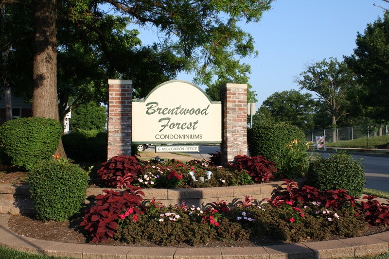 Building Photo - 1508 E Swan Cir