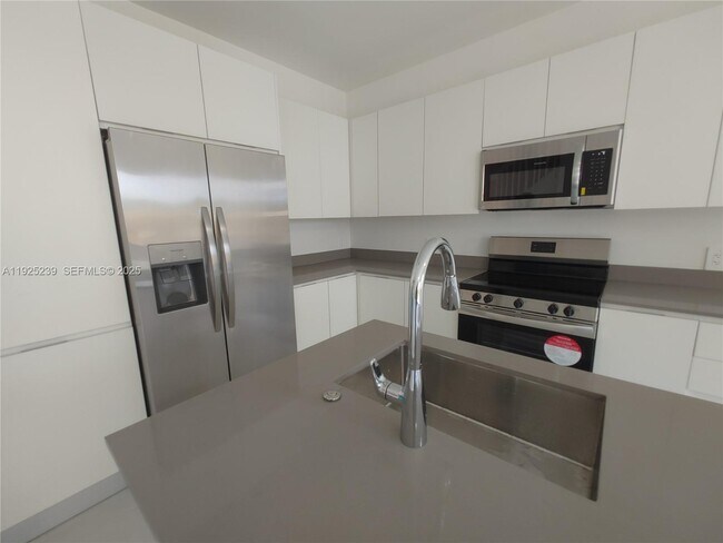 Building Photo - 34513 SW 191st Ave