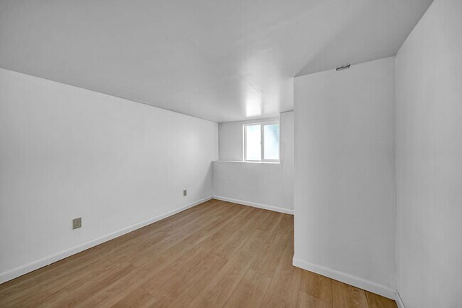 Building Photo - 3421 Haven St