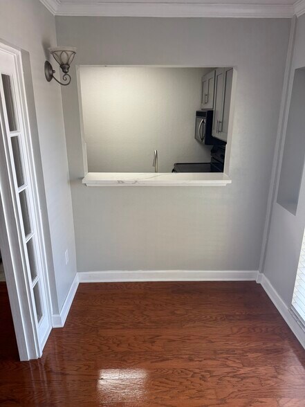 Building Photo - 3232 S Macdill Ave