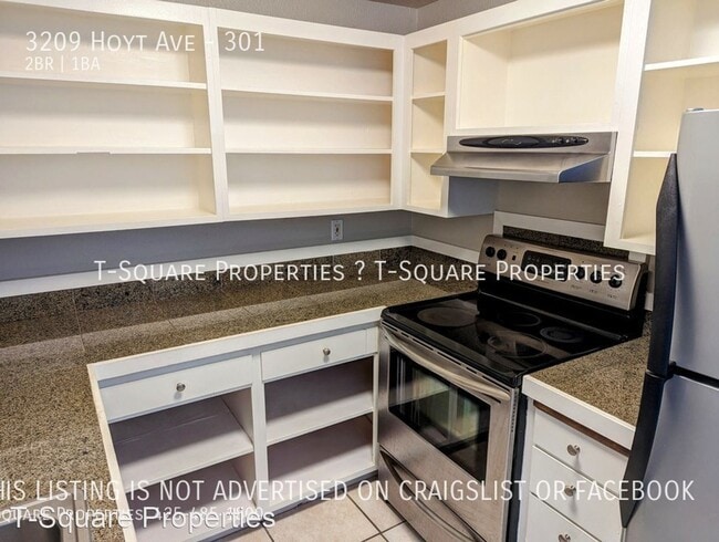Building Photo - 2 br, 1 bath House - 3209 Hoyt Ave #301