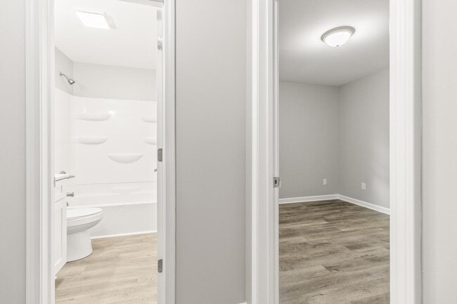 Building Photo - 407 Park Ave