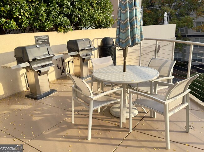 Building Photo - 3475 Oak Valley Rd NE