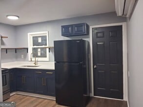 Building Photo - 107b Parkview Dr